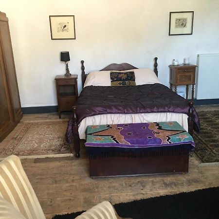 Chambre Sdb Privee Townhouse 26 Chambres D'Hotes Civray Civray  Kültér fotó